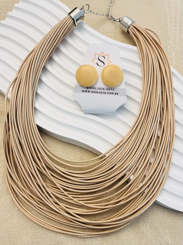 Colar e Brincos Fios Bege - Imagem 2