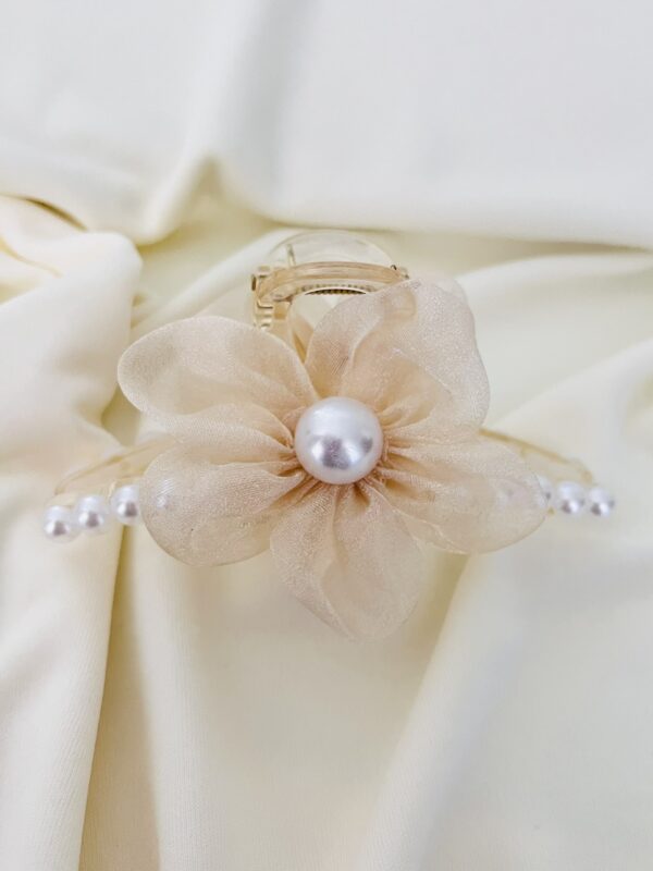 Presilha Flor Organza e Pérolas - Imagem 2