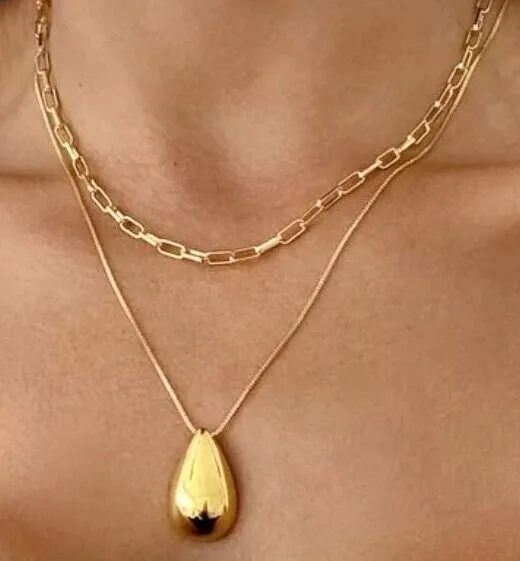 Colar Duplo com Gota Dourada